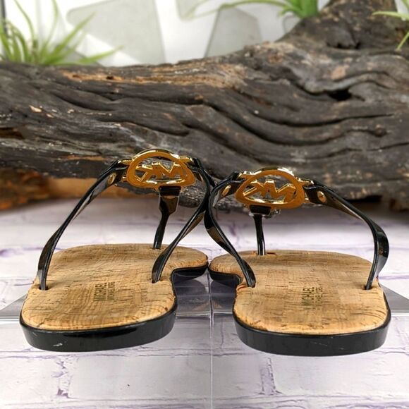 Michael Kors MK Charm Jelly Thong Sandals - Picture 5 of 9